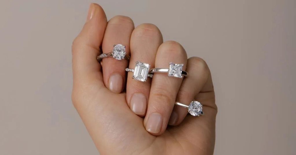 Diamond Solitaire Rings