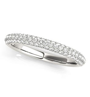 Delicate Solitaire Band