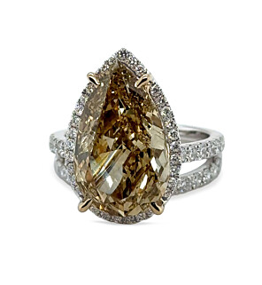 7 1/2 ct.tw. Pear Fancy Yellow Bridal Set in 14K White and Yellow Gold