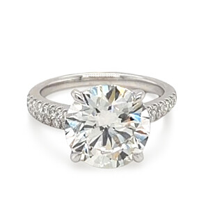 5 1/2 ct. tw. Round Side Stone Bridal Set in 14k White Gold